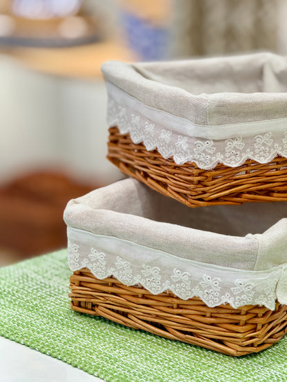 Willow Basket With Cloth