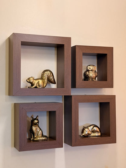 Cast Aluminium Sitting Squirrel